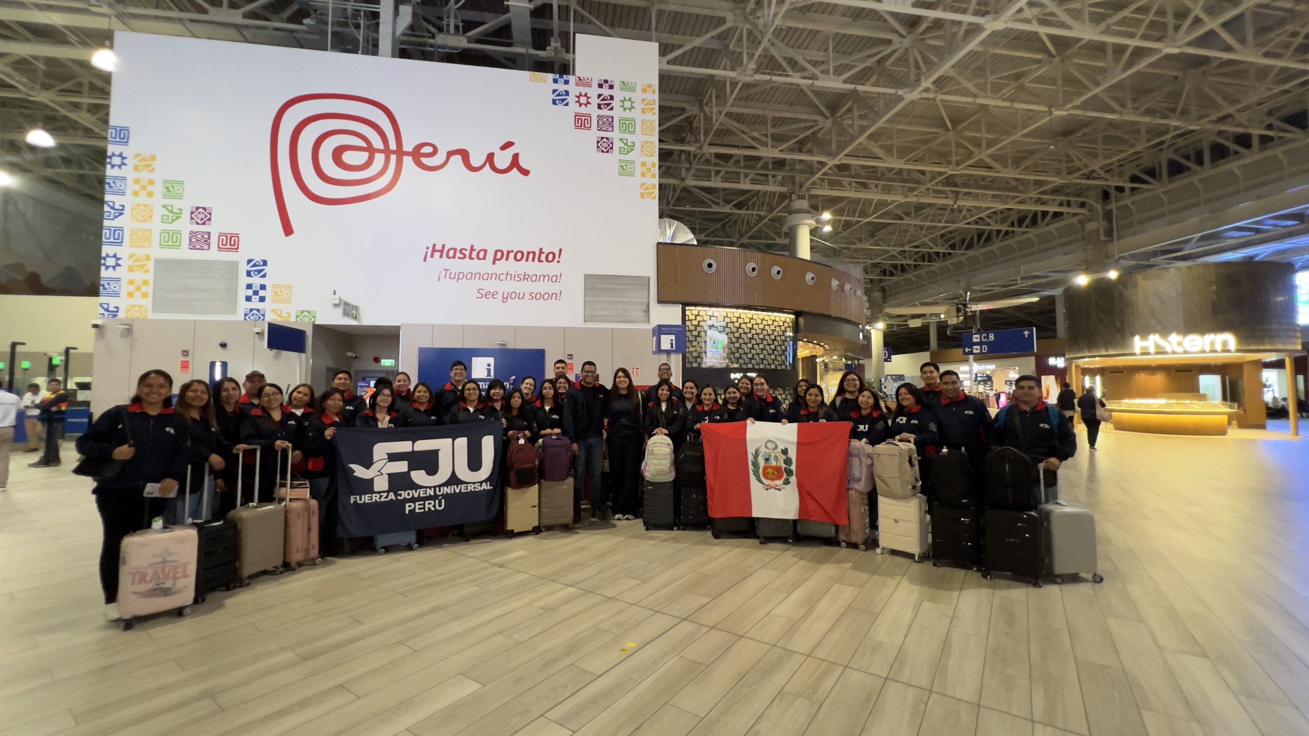 Jóvenes de la FJU Perú participan de la caravana del Templo de Salomón